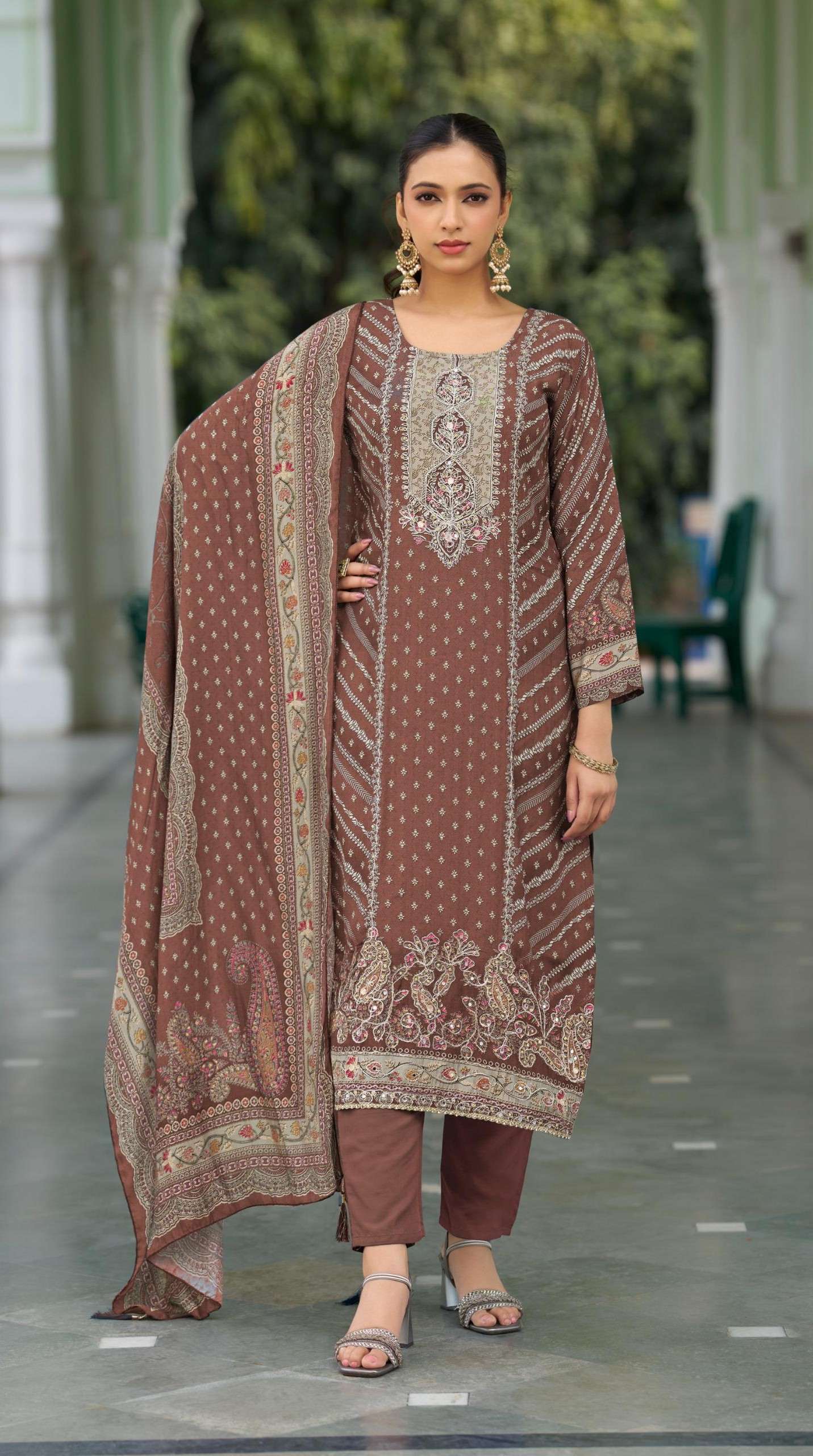 MASLIN COLLECTION D NO. 161 AT BY AMRUTVELA